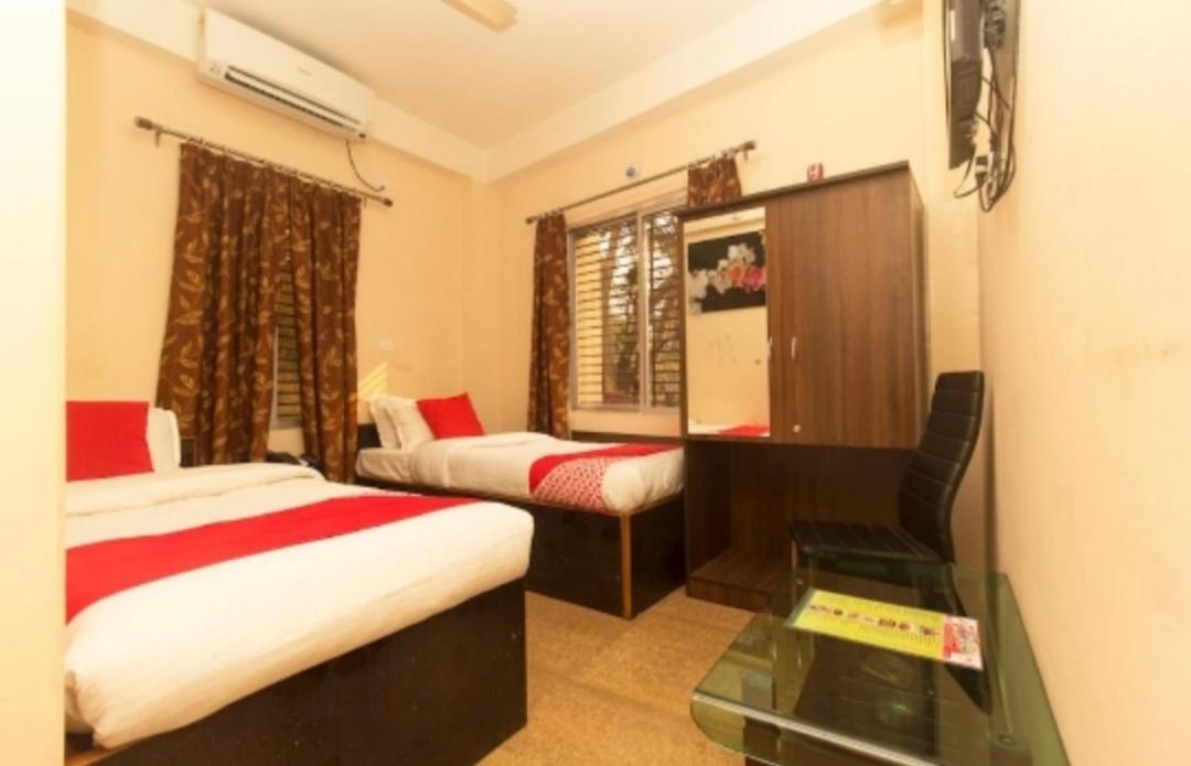 Skyline Lodge Siliguri Bagian luar foto